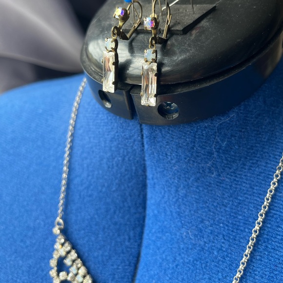 SOLD Snow Bunny Sorrelli Set - Picture 6 of 13